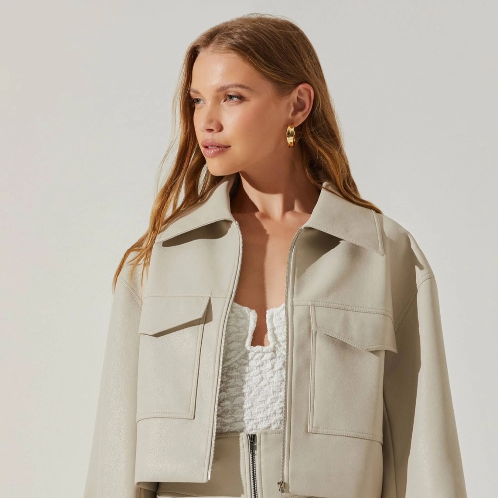 NEW Tracy Jacket in Ecru ASTR the Label